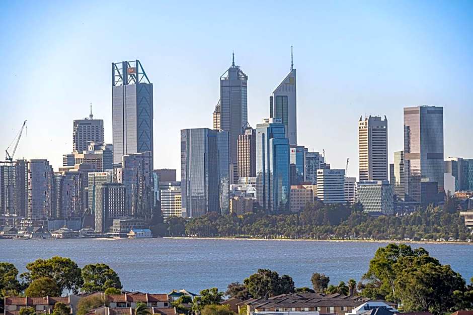 Metro Hotel Perth