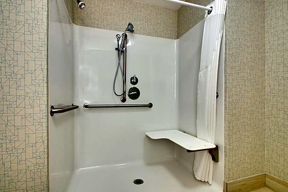 Holiday Inn Express & Suites Mt. Sterling North By IHG