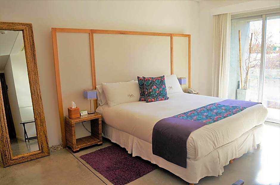 Mine Hotel