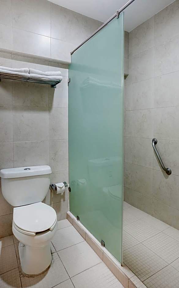 Capital O Veracruz Suites