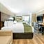Quality Inn & Suites Maingate