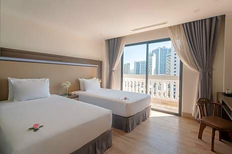 Executive Twin Room with Sea View
