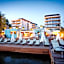 Lake's - My Lake Hotel