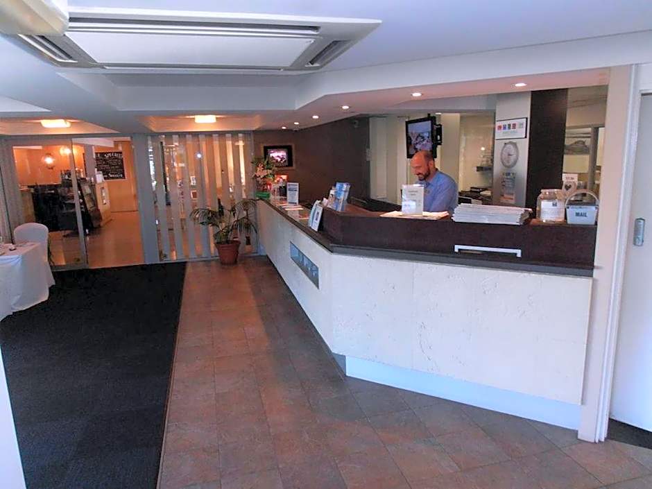 Haven Marina Glenelg