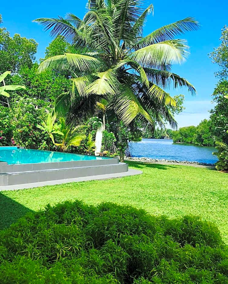 Lagoon Bentota Hotel