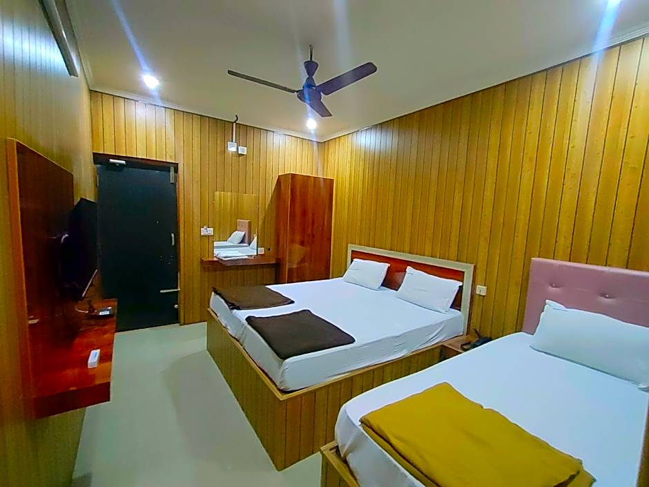 Hotel Govind Heights