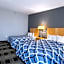 Riverview Inn & Suites