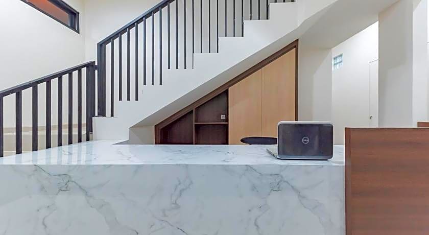 RedDoorz near CSB Mall Cirebon