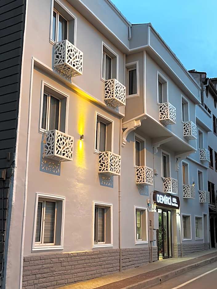 Demirci Otel