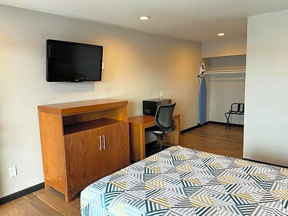 Motel 6 Ridgecrest, CA China Lake