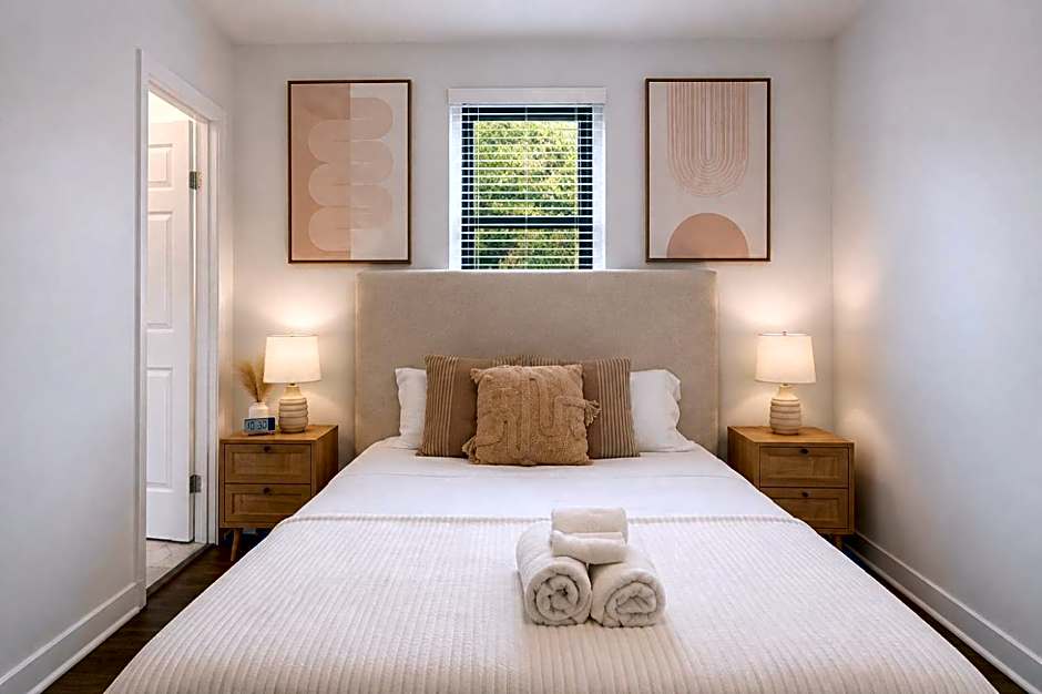 Bay Ridge ApartHotel