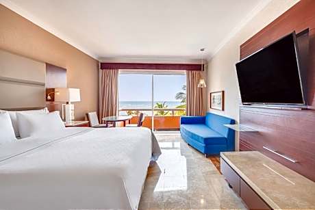 Club King Room with Ocean View