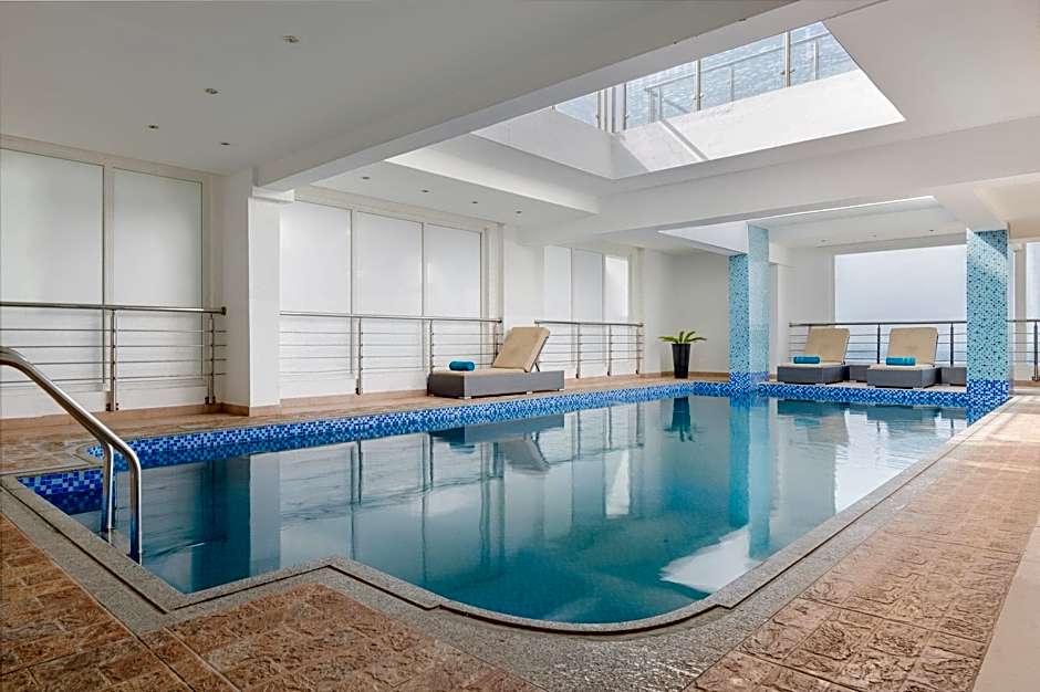 Al Hail Waves Hotel Managed By Centara