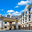 Days Inn & Suites by Wyndham Laurel Near Fort Meade