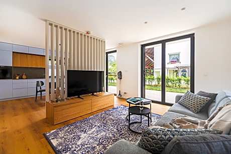 One-Bedroom Apartment with Sauna and Patio