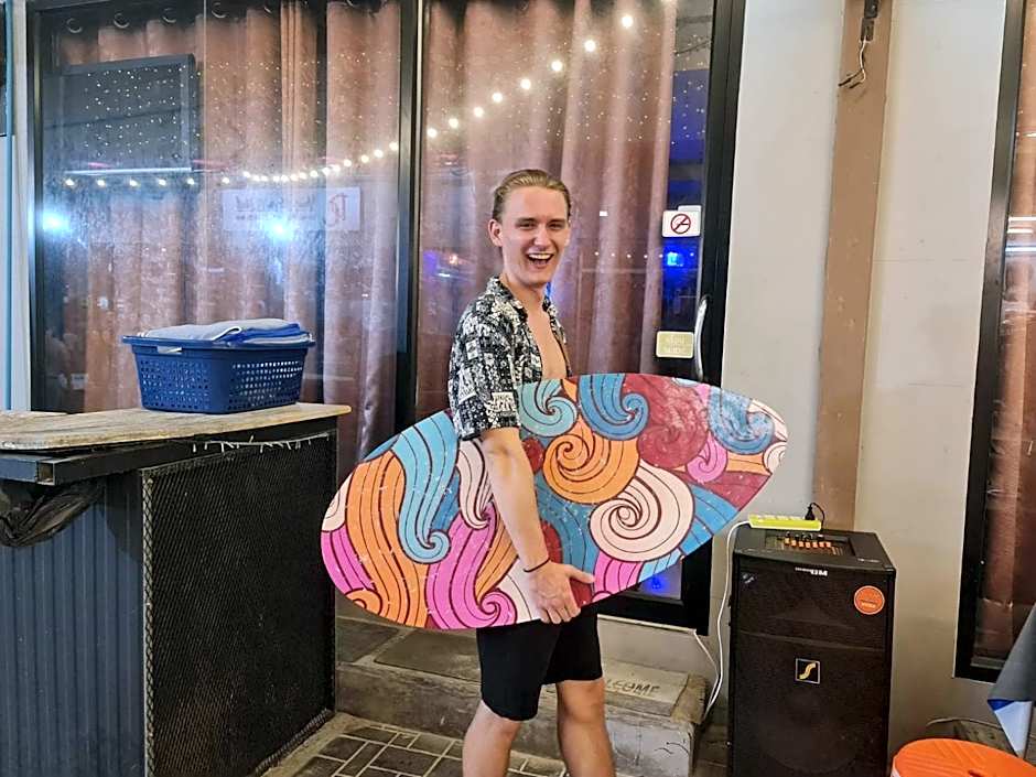 The Rendezvous Fullmoon Hostel