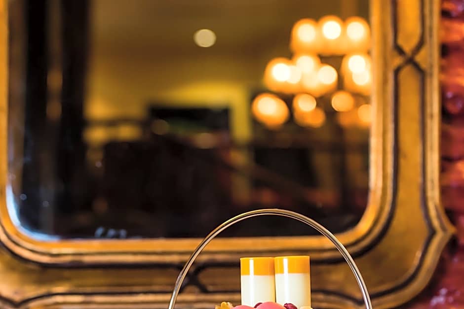 The Bull Hotel; Sure Hotel Collection by Best Western