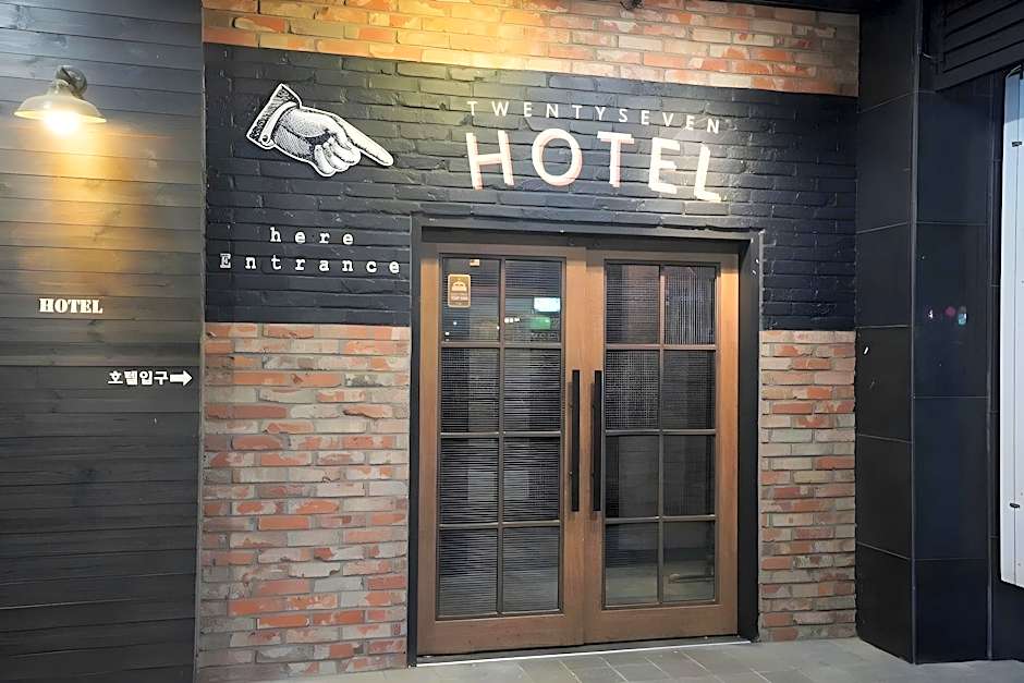 27 Hotel Pyeongchon
