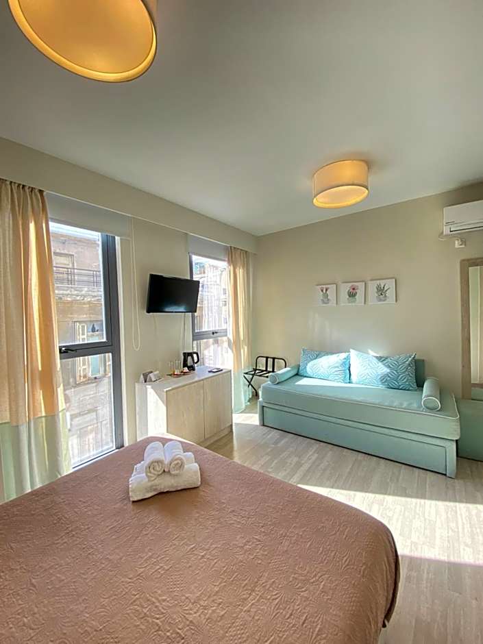 Tins Hotel City - Athens