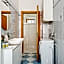 Giardino Vignoli Functional Apartment