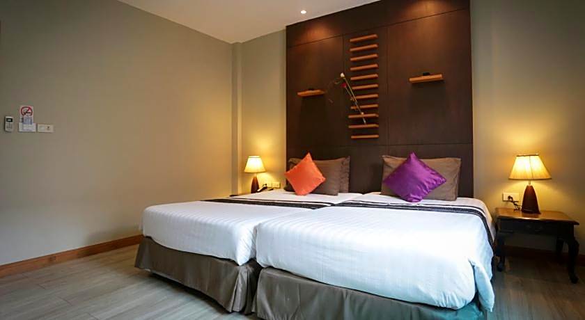 Hua Hin White Sand Hotel