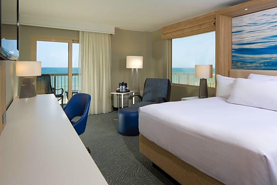 Crowne Plaza Melbourne-Oceanfront, an IHG Hotel