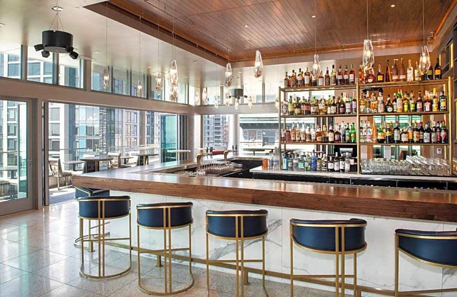 The Charter Hotel Seattle, Curio Collection By Hilton