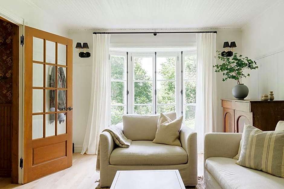 Le Pavillon! Comfort in Nature with spa and fireplaces