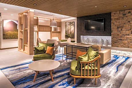 Fairfield Inn and Suites by Marriott Staunton