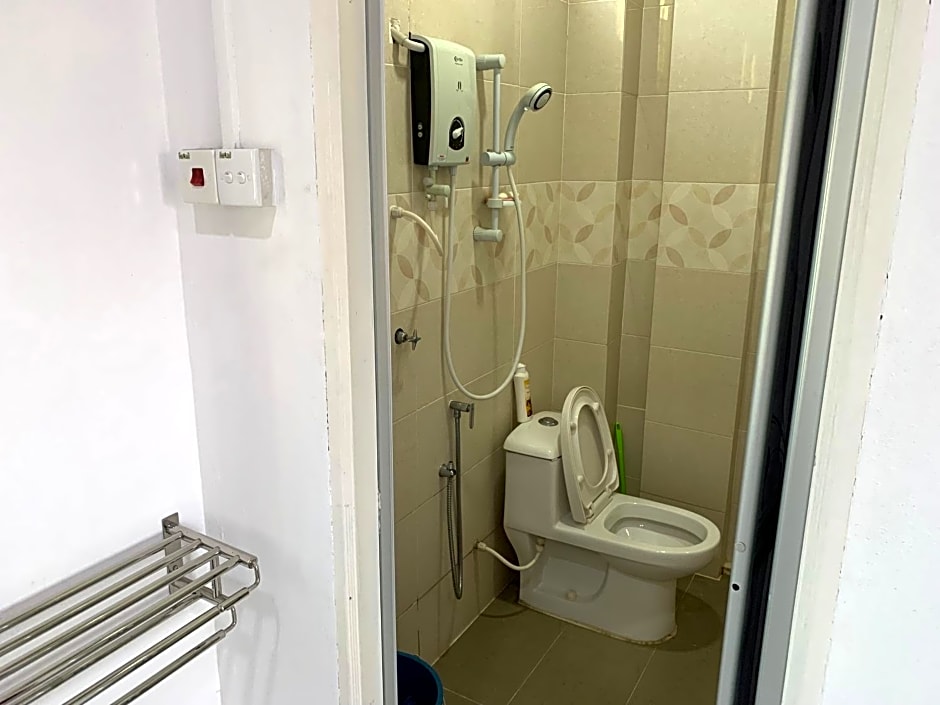 Wan Danisha Villa Inn