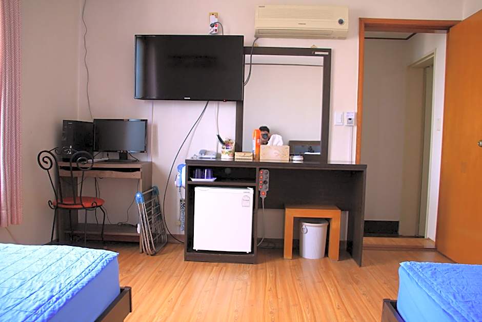 Minjoonggak Guesthouse