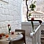 Antico Mondo Rooms & Suites