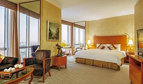 City View Deluxe Suite