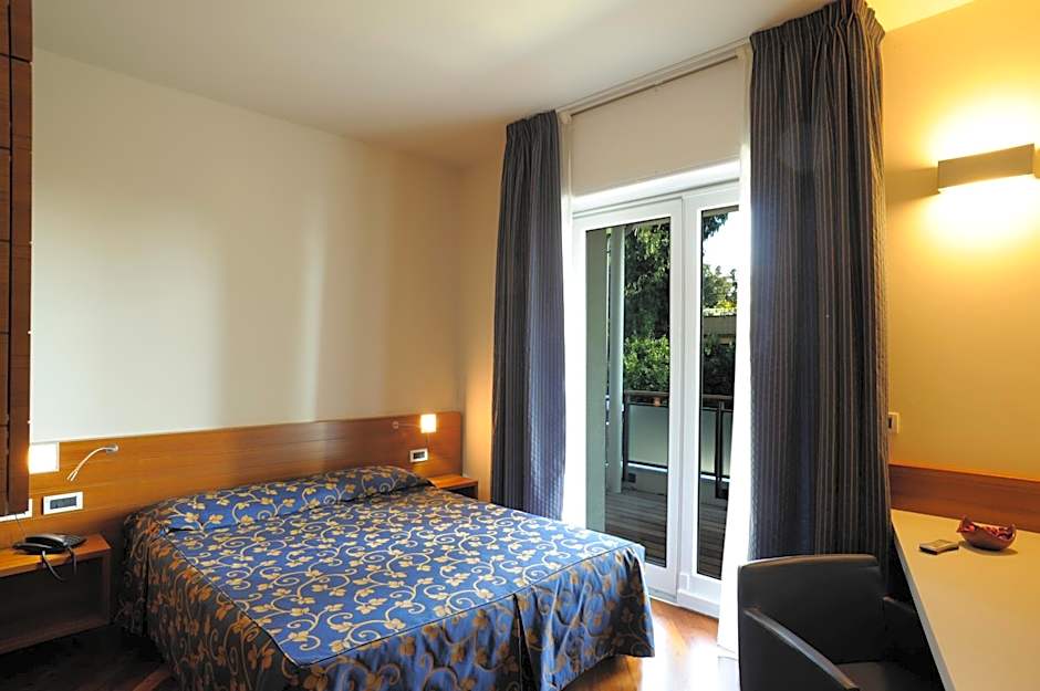 Hotel Le Roi