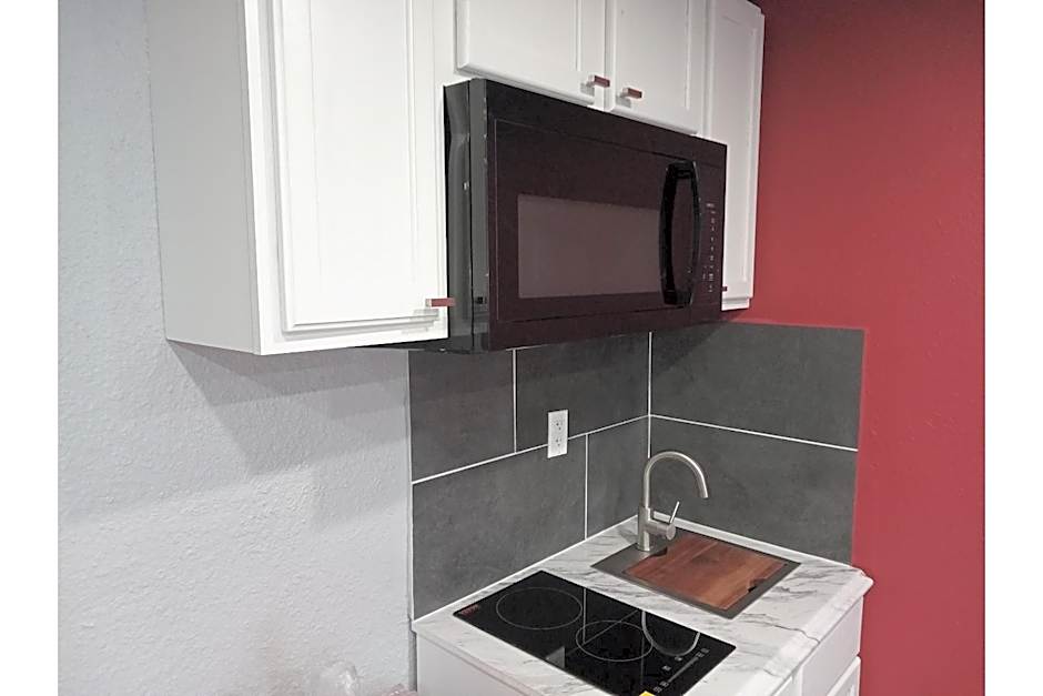 Marshall Lodge By OYO Hwy 65