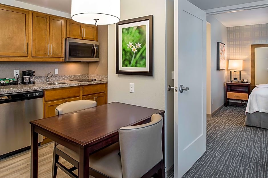 Homewood Suites by Hilton St. Louis Westport