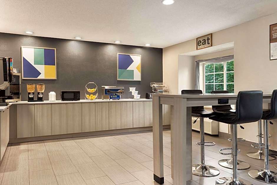 Microtel Inn & Suites By Wyndham Florence/Cincinnati Airport