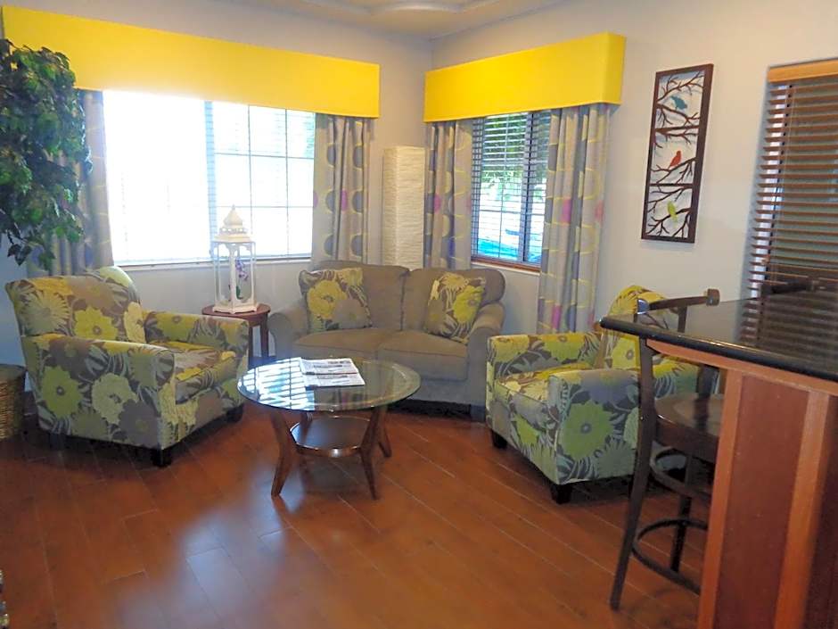 AmericInn by Wyndham Des Moines Airport