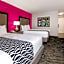 La Quinta Inn & Suites by Wyndham Fredericksburg