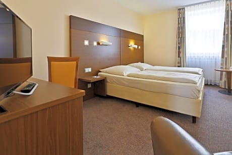 Comfort Double Room - Free City Ticket