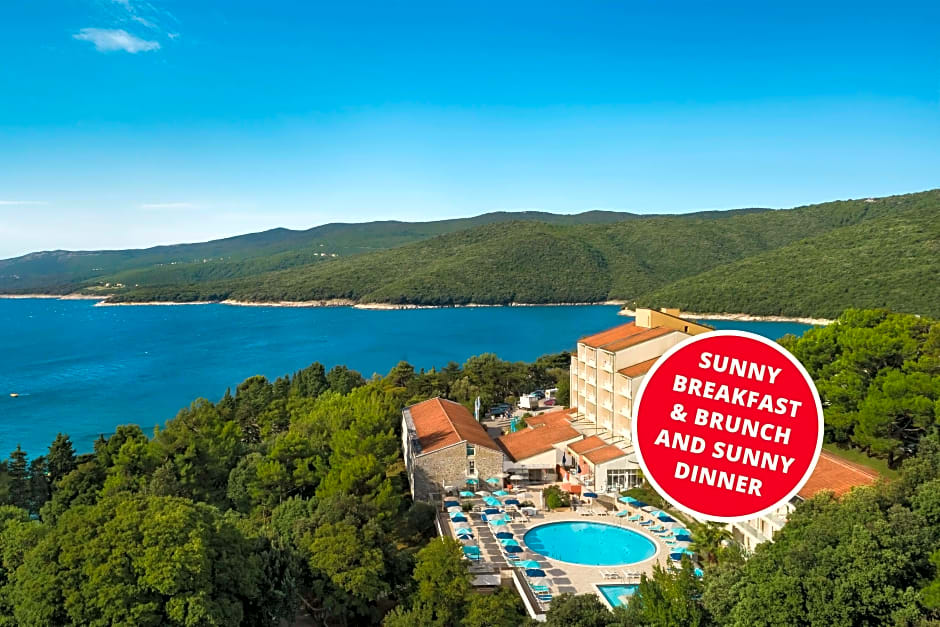 Miramar Sunny Hotel & Residence