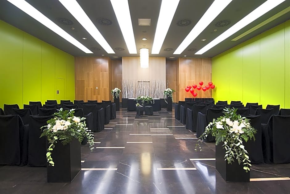 Vincci Zaragoza Zentro