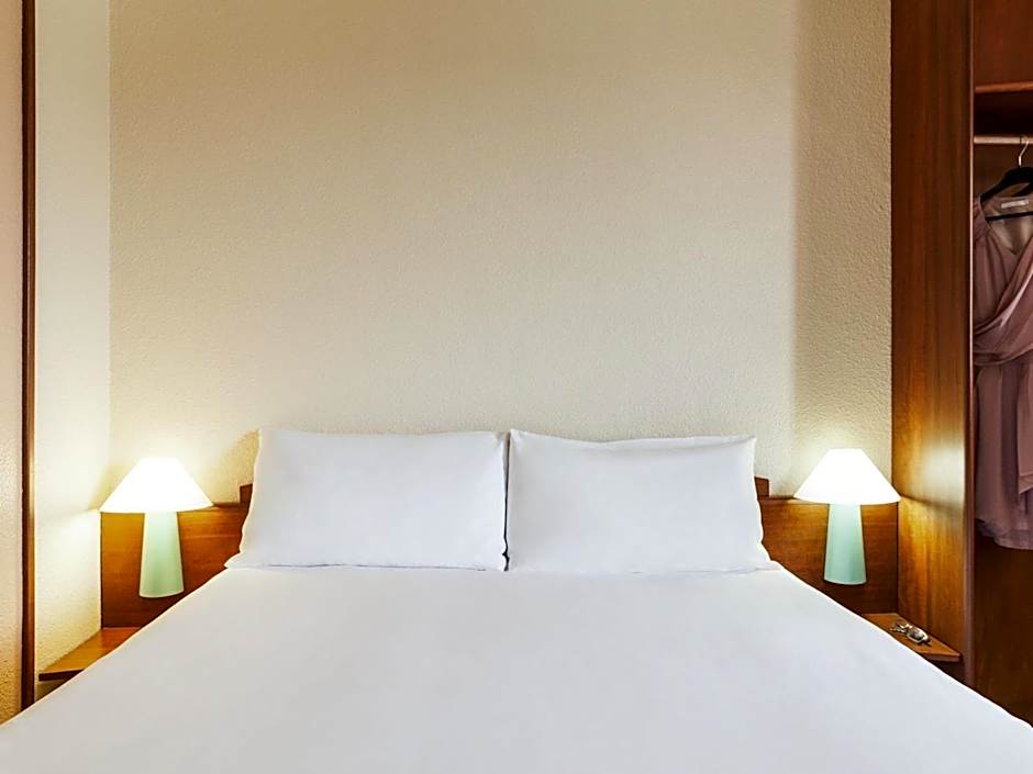 ibis Douala