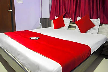 Deluxe Fan Room