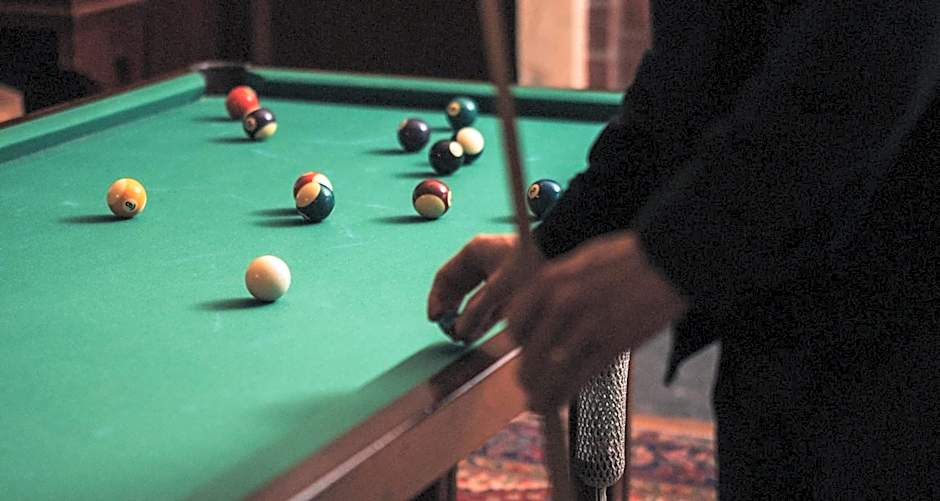 Hällsnäs Hotell & Restaurang