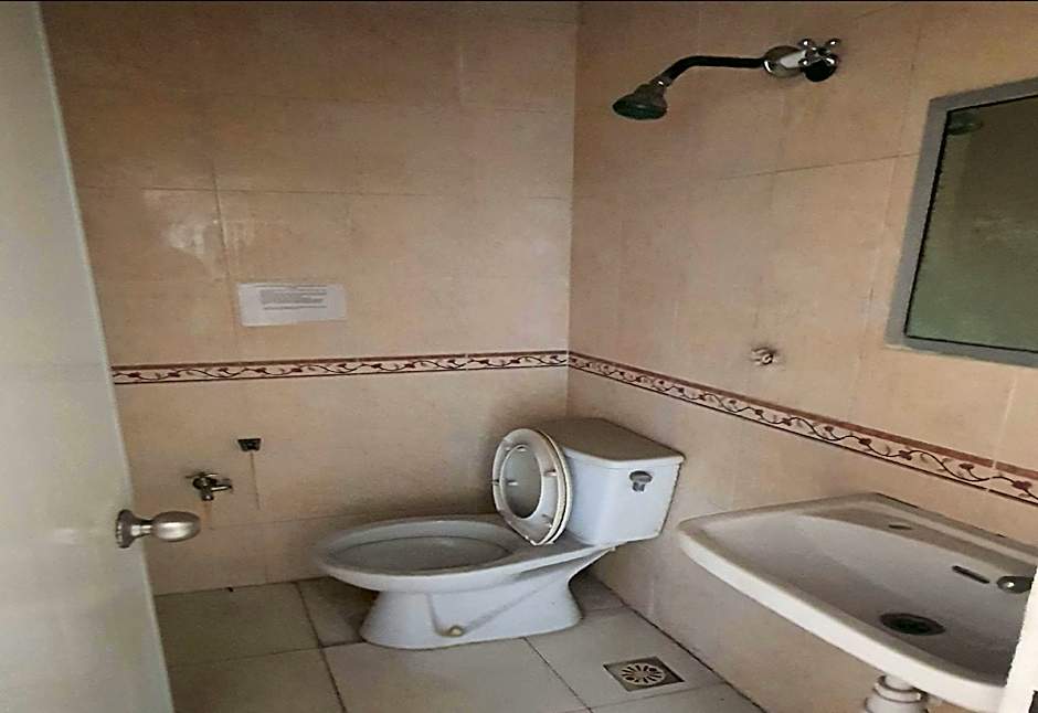 Hotel O MUMU HOMESTAYNearCarnival Park Surabaya