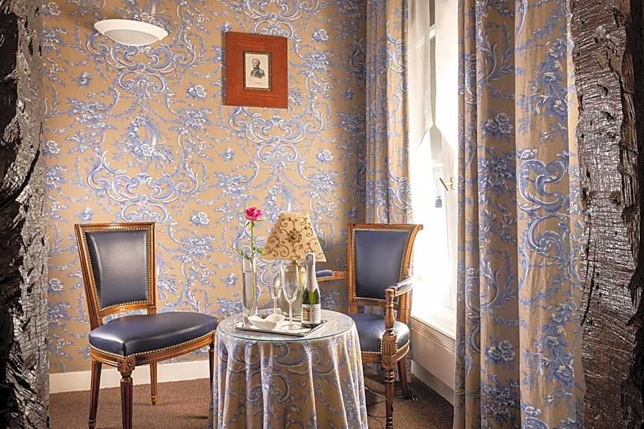 Relais Hotel Du Vieux Paris