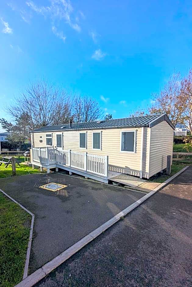 Swift Loire Holiday Home sleeps 6 Haven Littlesea