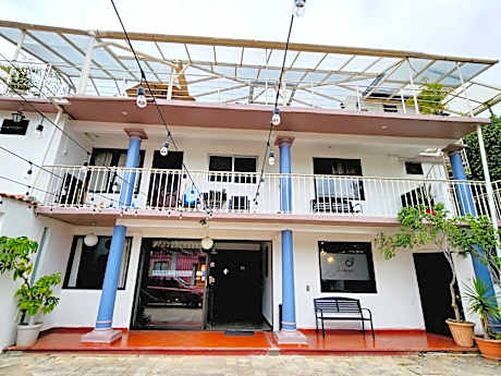 HOTEL JARDINES DEL CARMEN
