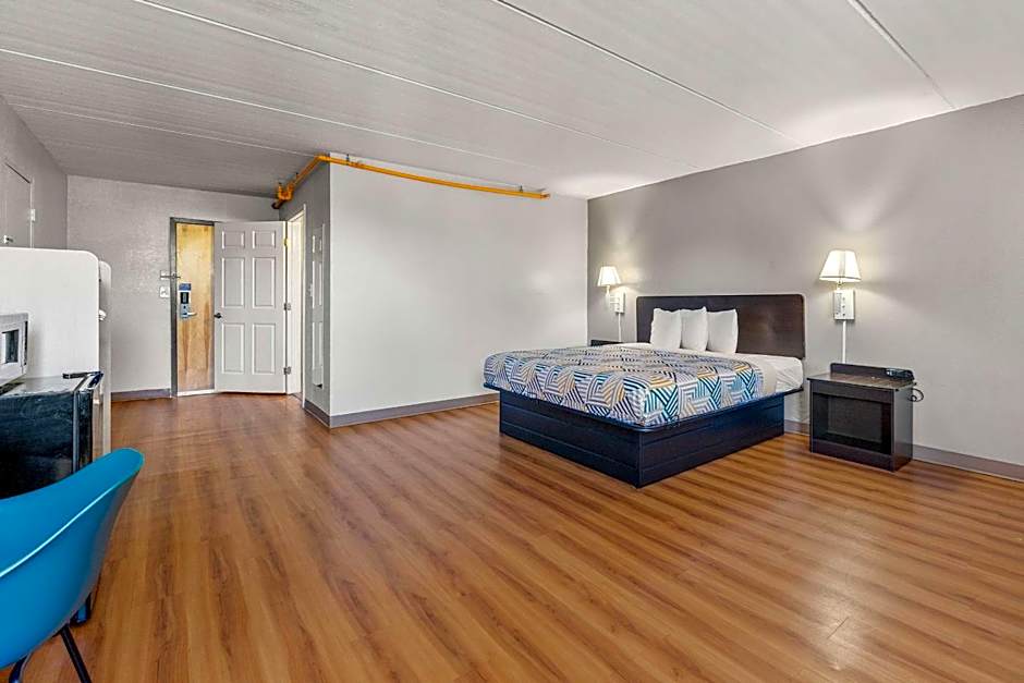 Motel 6-Decatur, GA